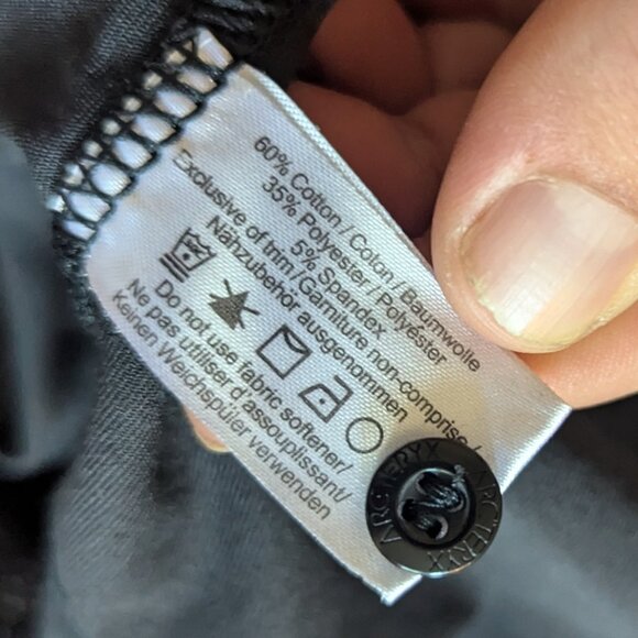 ARCTERYX - Black polo shirt - Sz XL - Picture 7 of 7